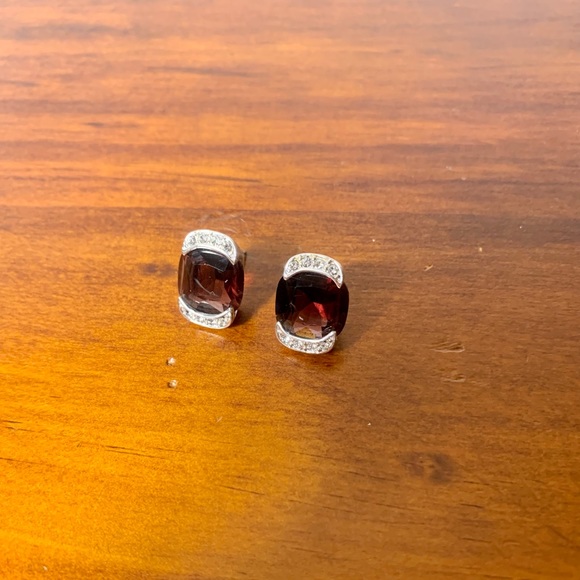 Vintage Monet faux garnet and diamond stud earrings - Picture 1 of 9